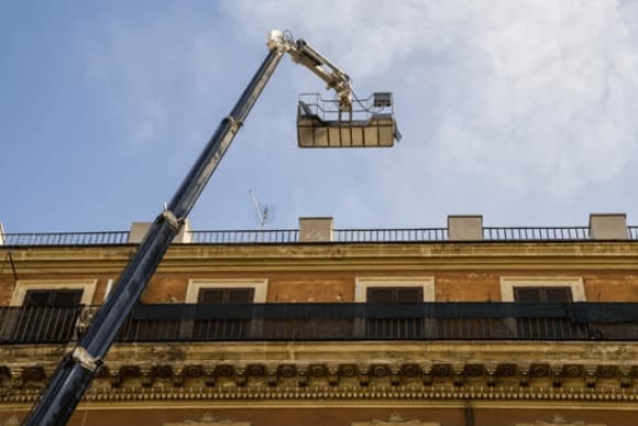 Al momento stai visualizzando Noleggio autoscale per edilizia